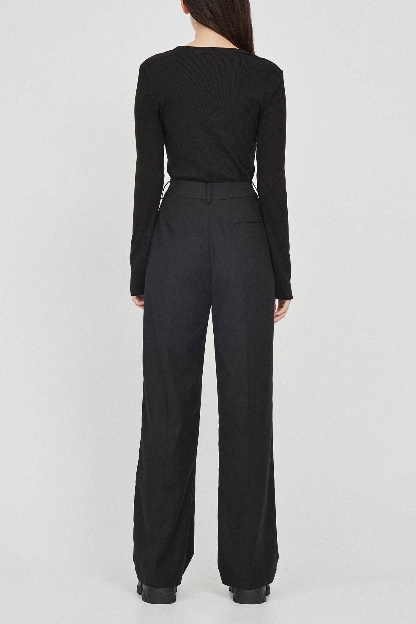 The Relaxed Straight Leg Trouser