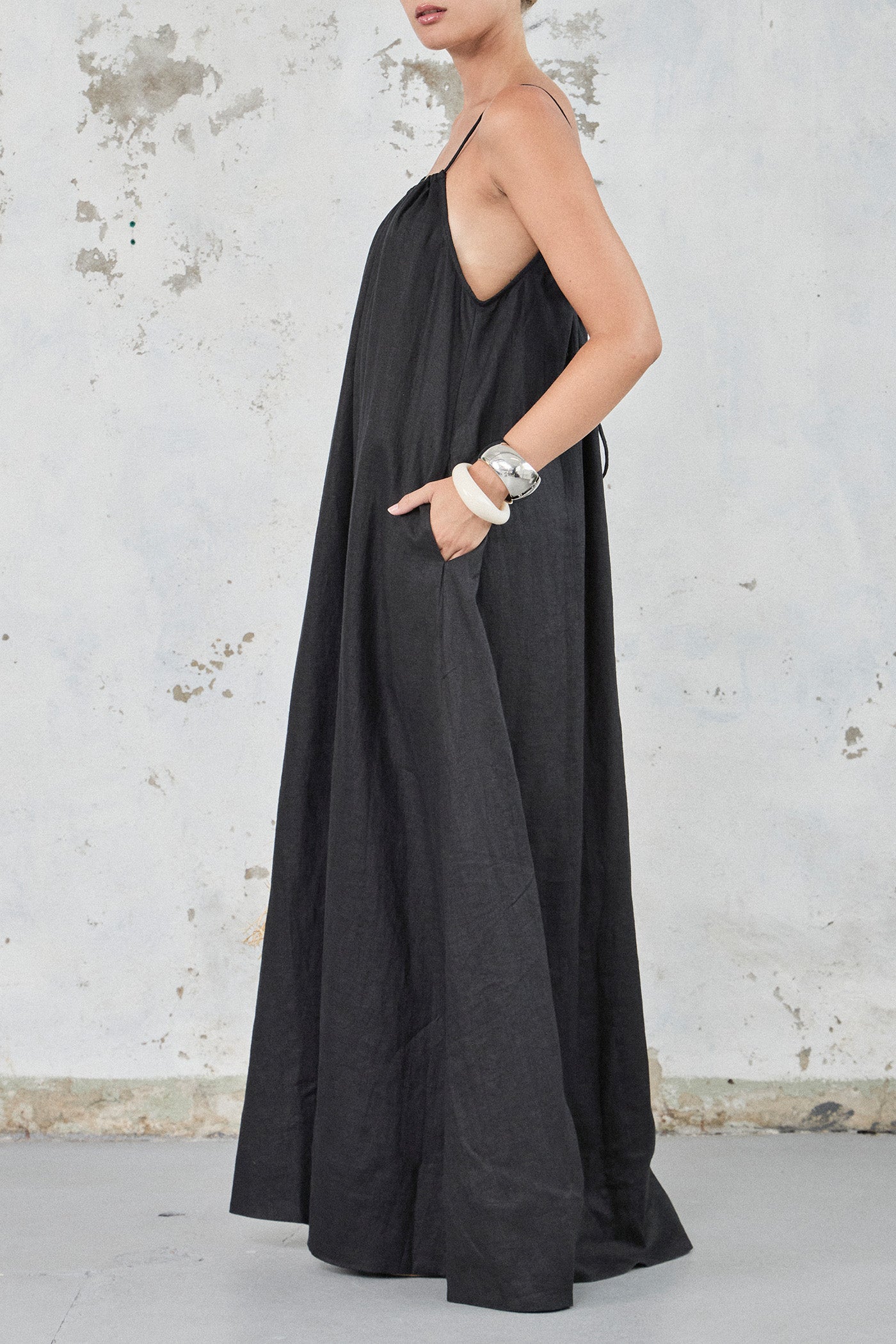 The Linen Multi-Wear Full Dress