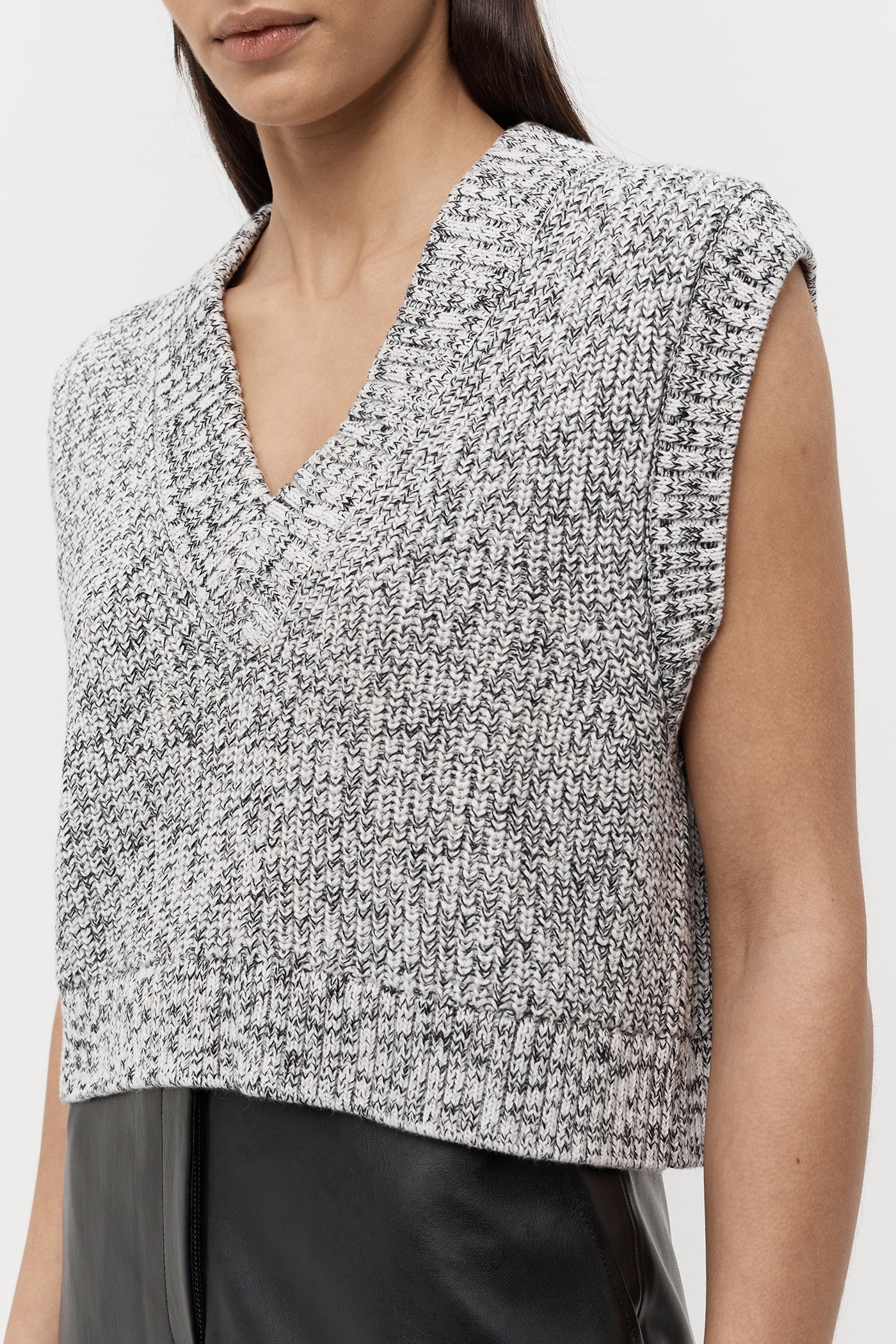 The Cotton-Wool Cashmere Speckle Vest