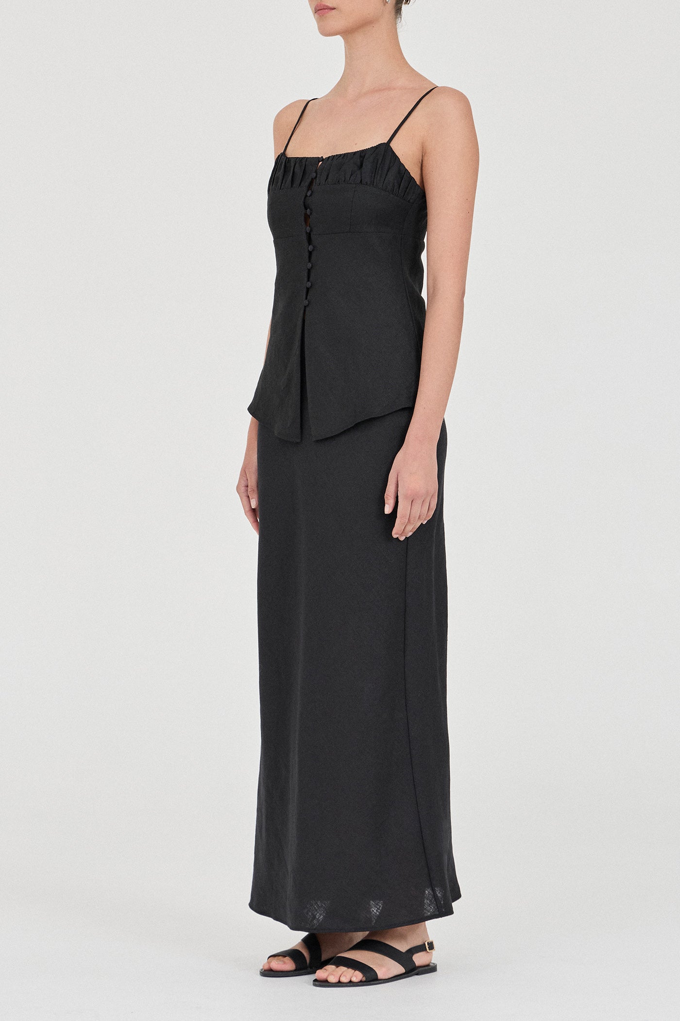 The Linen Buttoned Singlet Top